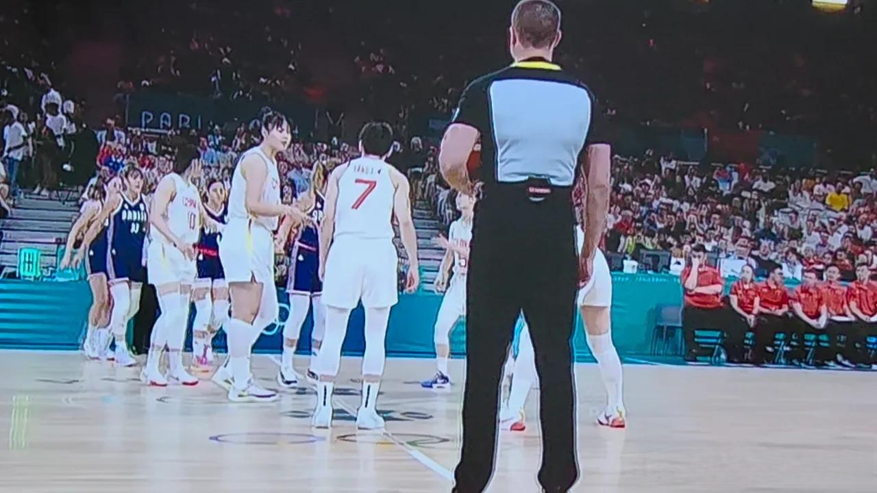 塞尔维亚遭遇两连败，小组出线前景堪忧的简单介绍